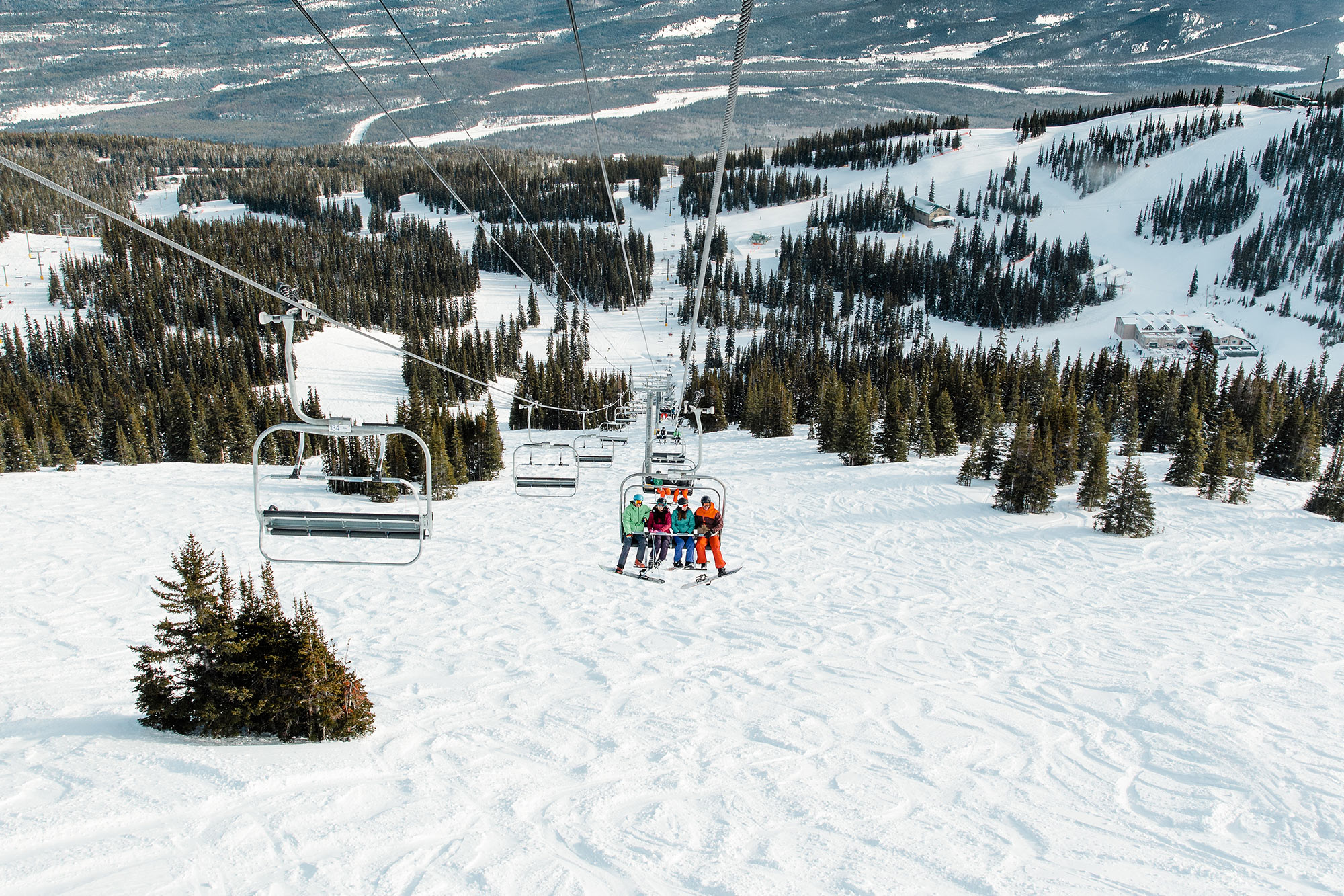 Skilift in Marmot Basin